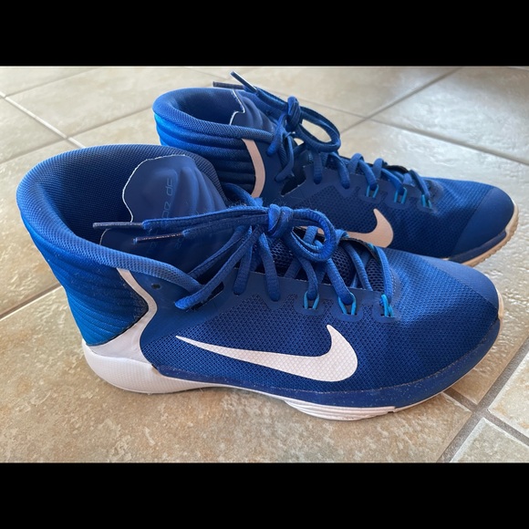 NIKE BOYS Lightweight Dual Fusion High Too Sneaker - Picture 9 of 10